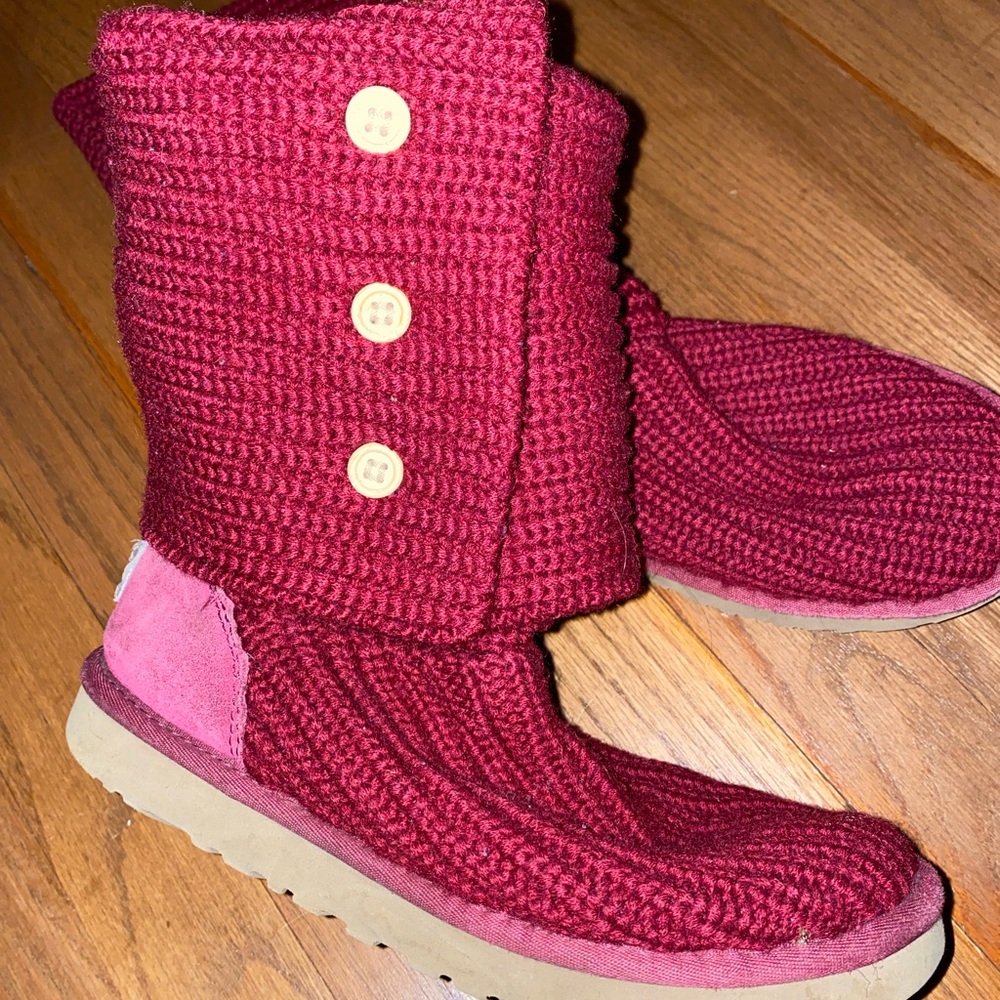 Ugh Classic Cardy Boot in Burgundy (Tall boot or can be folded and worn short)